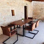 וילה Katun