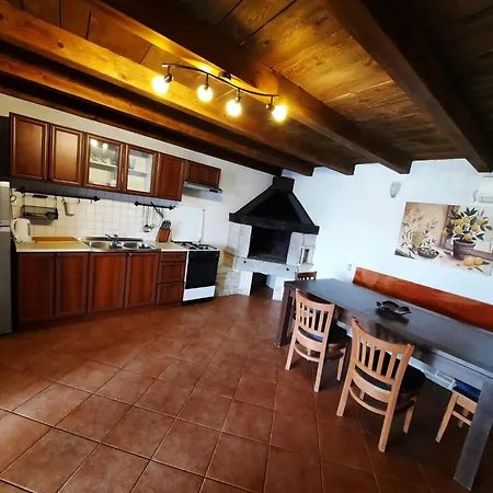 别墅 Katun 波雷奇